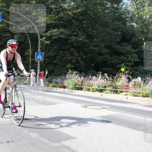 08.09.2024 - Stadtparktriathlon Zöllner http://msf.ph/oto/7045547 08.09.2024 11:43:48 Radfahren 586, 589, 641, 644, 736 meine-sportfotos.de