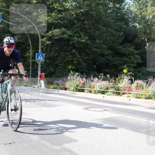 08.09.2024 - Stadtparktriathlon Zöllner http://msf.ph/oto/7045583 08.09.2024 11:45:05 Radfahren 574, 679, 694, 741 meine-sportfotos.de