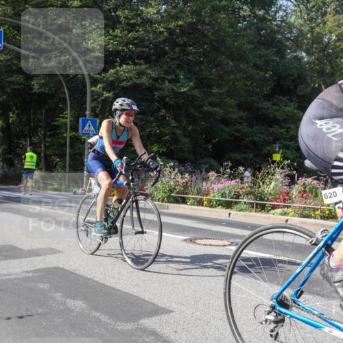 08.09.2024 - Stadtparktriathlon Zöllner http://msf.ph/oto/7045591 08.09.2024 11:45:11 Radfahren 570, 574, 620, 658 meine-sportfotos.de