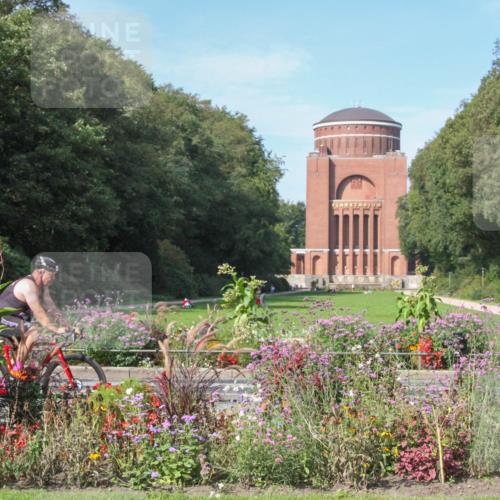 08.09.2024 - Stadtparktriathlon Zöllner http://msf.ph/oto/7045629 08.09.2024 11:37:42 Radfahren 528, 563, 574, 587, 634, 653, 686, 704 meine-sportfotos.de