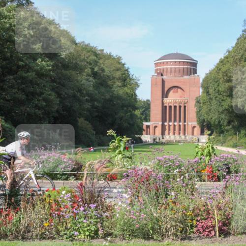 08.09.2024 - Stadtparktriathlon Zöllner http://msf.ph/oto/7045631 08.09.2024 11:37:43 Radfahren 528, 563, 587, 634, 653, 686 meine-sportfotos.de