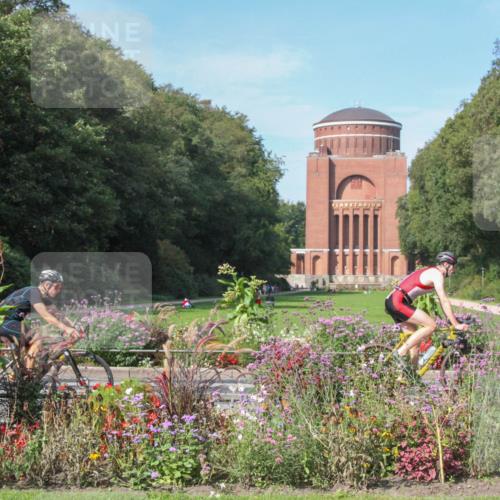 08.09.2024 - Stadtparktriathlon Zöllner http://msf.ph/oto/7045637 08.09.2024 11:37:44 Radfahren 528, 563, 587, 634, 653, 686, 741 meine-sportfotos.de