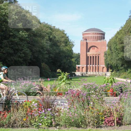 08.09.2024 - Stadtparktriathlon Zöllner http://msf.ph/oto/7045657 08.09.2024 11:38:05 Radfahren 591, 610, 649 meine-sportfotos.de