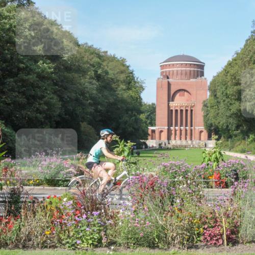 08.09.2024 - Stadtparktriathlon Zöllner http://msf.ph/oto/7045659 08.09.2024 11:38:05 Radfahren 591, 610, 649 meine-sportfotos.de