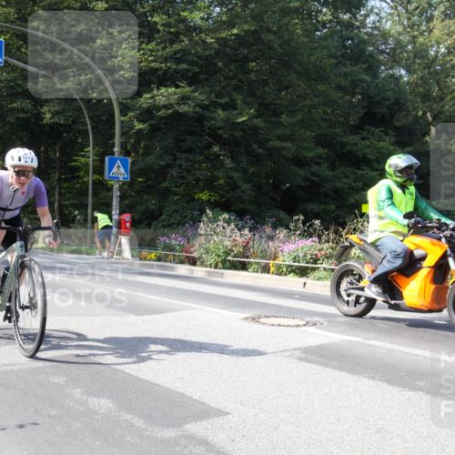 08.09.2024 - Stadtparktriathlon Zöllner http://msf.ph/oto/7045667 08.09.2024 11:47:07 Radfahren 571, 590, 657, 665, 685, 731 meine-sportfotos.de