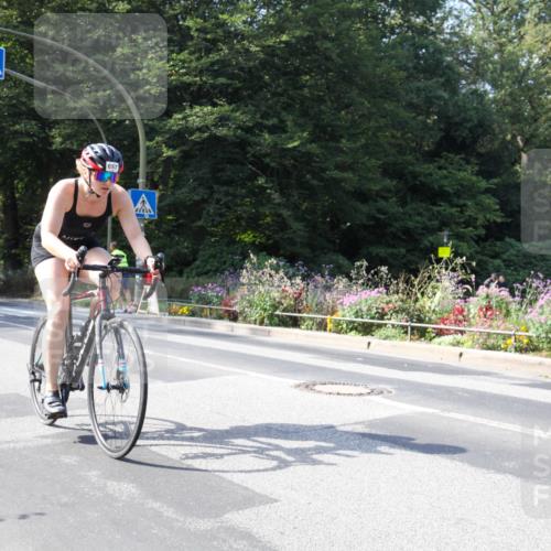 08.09.2024 - Stadtparktriathlon Zöllner http://msf.ph/oto/7045671 08.09.2024 11:47:09 Radfahren 571, 588, 598, 657, 665, 685 meine-sportfotos.de