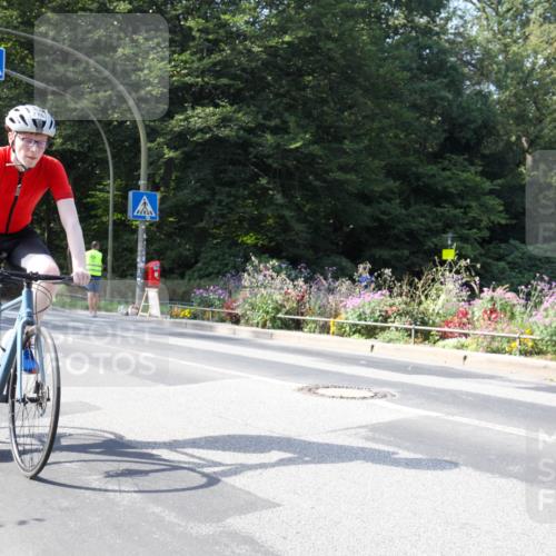 08.09.2024 - Stadtparktriathlon Zöllner http://msf.ph/oto/7045677 08.09.2024 11:47:17 Radfahren 655, 716 meine-sportfotos.de