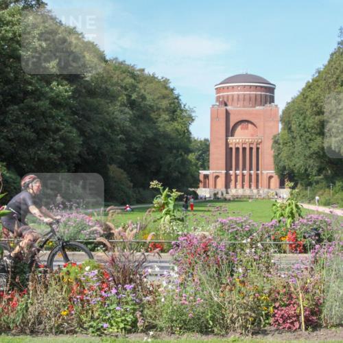 08.09.2024 - Stadtparktriathlon Zöllner http://msf.ph/oto/7045701 08.09.2024 11:39:19 Radfahren 613 meine-sportfotos.de