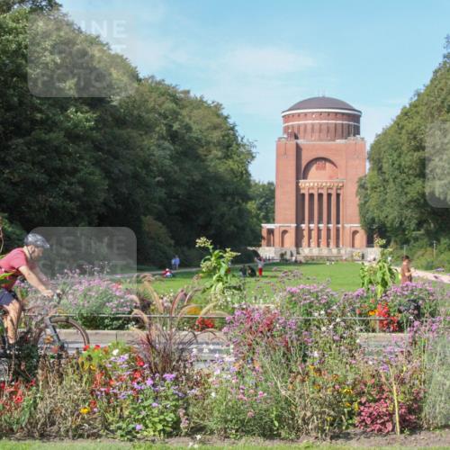 08.09.2024 - Stadtparktriathlon Zöllner http://msf.ph/oto/7045715 08.09.2024 11:39:57 Radfahren 500, 627, 665 meine-sportfotos.de