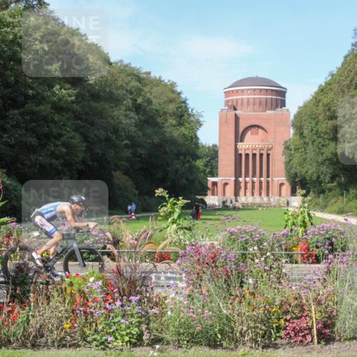 08.09.2024 - Stadtparktriathlon Zöllner http://msf.ph/oto/7045732 08.09.2024 11:40:08 Radfahren 593, 598, 642, 657, 671, 683, 692, 714 meine-sportfotos.de