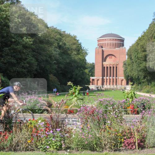 08.09.2024 - Stadtparktriathlon Zöllner http://msf.ph/oto/7045736 08.09.2024 11:40:13 Radfahren 688, 691, 692, 693 meine-sportfotos.de