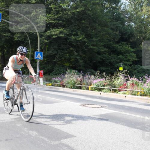 08.09.2024 - Stadtparktriathlon Zöllner http://msf.ph/oto/7045759 08.09.2024 11:49:40 Radfahren 635, 662 meine-sportfotos.de