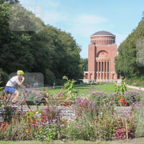 08.09.2024 - Stadtparktriathlon Zöllner http://msf.ph/oto/7045767 08.09.2024 11:40:45 Radfahren 595, 685, 738 meine-sportfotos.de