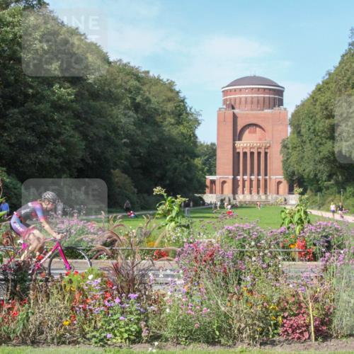 08.09.2024 - Stadtparktriathlon Zöllner http://msf.ph/oto/7045788 08.09.2024 11:41:23 Radfahren 630, 639 meine-sportfotos.de