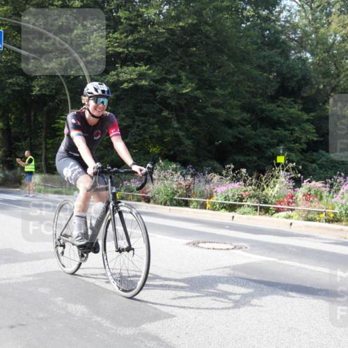 08.09.2024 - Stadtparktriathlon Zöllner http://msf.ph/oto/7045795 08.09.2024 11:51:07 Radfahren 661, 739 meine-sportfotos.de