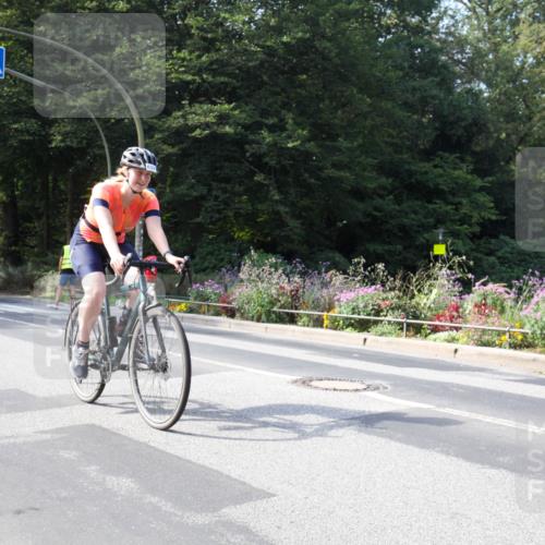 08.09.2024 - Stadtparktriathlon Zöllner http://msf.ph/oto/7045799 08.09.2024 11:51:12 Radfahren 639, 739 meine-sportfotos.de
