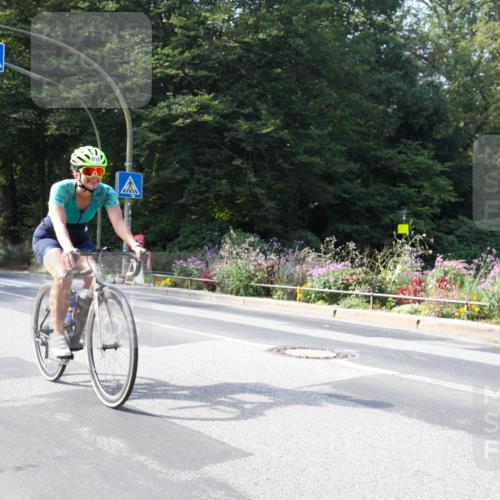 08.09.2024 - Stadtparktriathlon Zöllner http://msf.ph/oto/7045801 08.09.2024 11:51:17 Radfahren 618, 639 meine-sportfotos.de