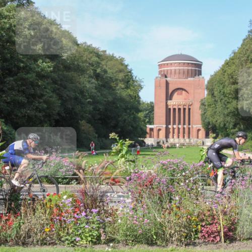 08.09.2024 - Stadtparktriathlon Zöllner http://msf.ph/oto/7045807 08.09.2024 11:41:56 Radfahren 584, 672, 711 meine-sportfotos.de