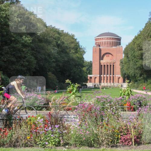 08.09.2024 - Stadtparktriathlon Zöllner http://msf.ph/oto/7045835 08.09.2024 11:42:42 Radfahren 600, 609, 614, 643, 722 meine-sportfotos.de