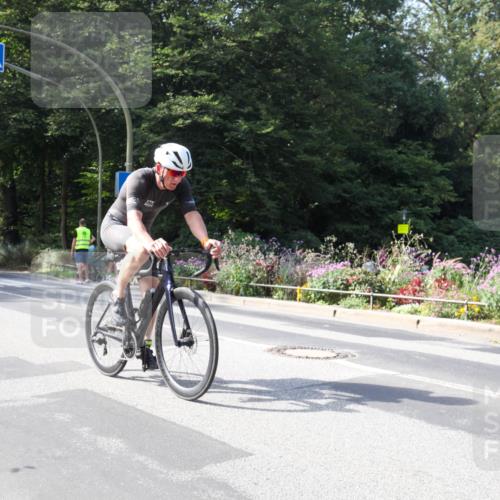 08.09.2024 - Stadtparktriathlon Zöllner http://msf.ph/oto/7045843 08.09.2024 11:51:59 Radfahren 694, 735, 747 meine-sportfotos.de