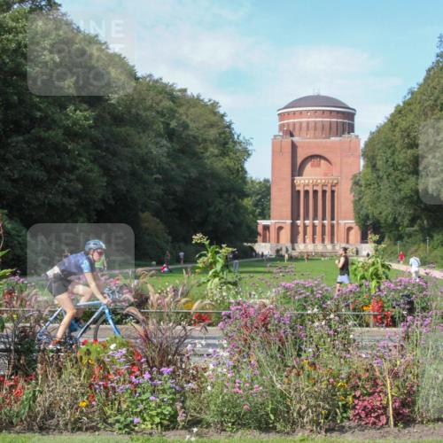 08.09.2024 - Stadtparktriathlon Zöllner http://msf.ph/oto/7045862 08.09.2024 11:43:11 Radfahren 625, 632 meine-sportfotos.de