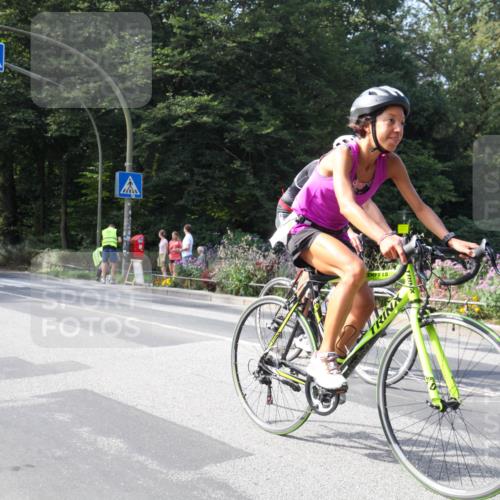 08.09.2024 - Stadtparktriathlon Zöllner http://msf.ph/oto/7045885 08.09.2024 11:53:03 Radfahren 570, 647, 668, 676, 728 meine-sportfotos.de