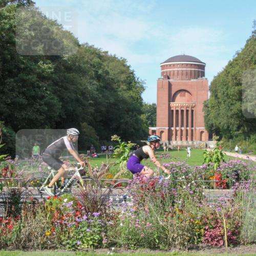 08.09.2024 - Stadtparktriathlon Zöllner http://msf.ph/oto/7045886 08.09.2024 11:43:50 Radfahren 586, 641, 644, 701, 702, 736 meine-sportfotos.de