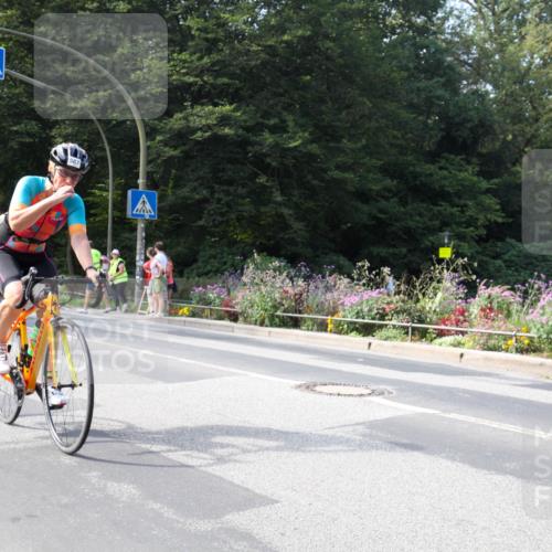 08.09.2024 - Stadtparktriathlon Zöllner http://msf.ph/oto/7045902 08.09.2024 11:53:26 Radfahren 587, 674, 685, 708 meine-sportfotos.de