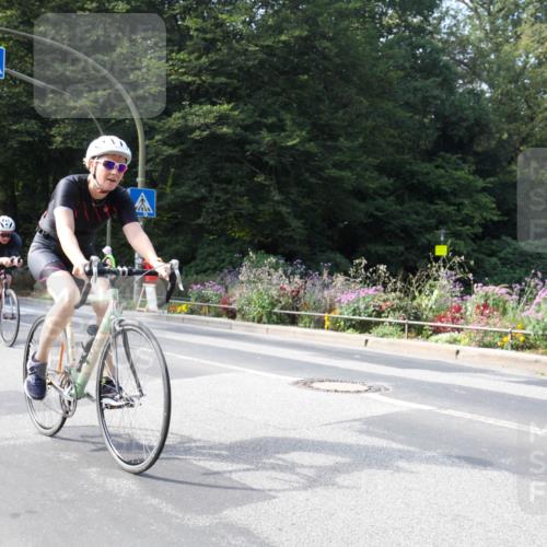 08.09.2024 - Stadtparktriathlon Zöllner http://msf.ph/oto/7045912 08.09.2024 11:53:49 Radfahren 653, 673 meine-sportfotos.de