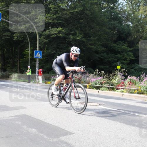 08.09.2024 - Stadtparktriathlon Zöllner http://msf.ph/oto/7045914 08.09.2024 11:53:49 Radfahren 653, 673 meine-sportfotos.de
