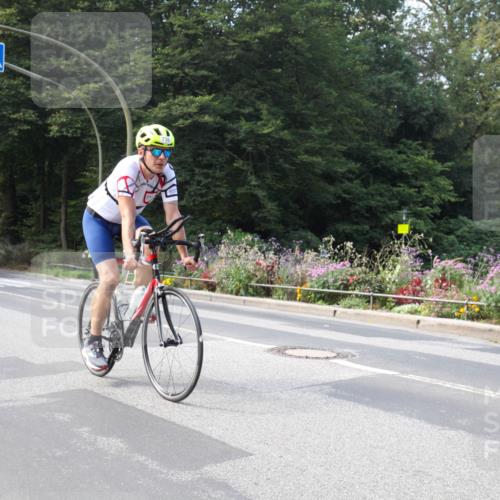 08.09.2024 - Stadtparktriathlon Zöllner http://msf.ph/oto/7045979 08.09.2024 11:55:56 Radfahren 672, 692, 738, 791, 800 meine-sportfotos.de