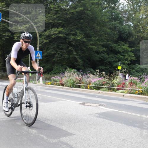 08.09.2024 - Stadtparktriathlon Zöllner http://msf.ph/oto/7046068 08.09.2024 11:58:11 Radfahren 580, 705, 718, 770, 780 meine-sportfotos.de