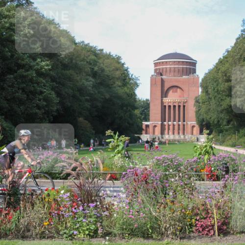 08.09.2024 - Stadtparktriathlon Zöllner http://msf.ph/oto/7046112 08.09.2024 11:49:22 Radfahren 573, 580, 595, 700, 725, 734, 742 meine-sportfotos.de