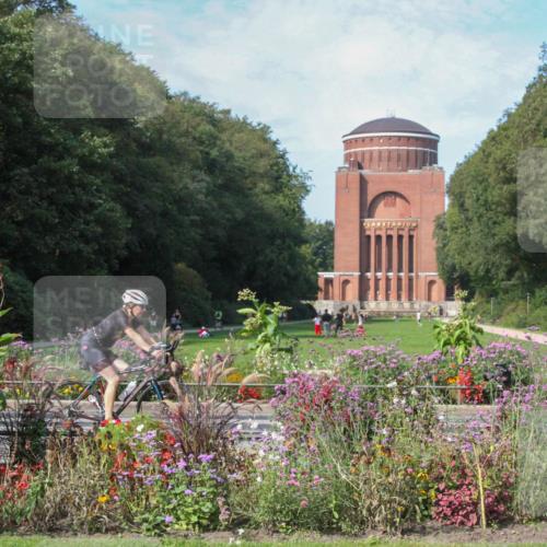 08.09.2024 - Stadtparktriathlon Zöllner http://msf.ph/oto/7046129 08.09.2024 11:50:12 Radfahren 612, 638, 677 meine-sportfotos.de