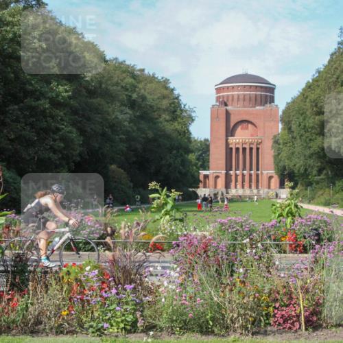 08.09.2024 - Stadtparktriathlon Zöllner http://msf.ph/oto/7046133 08.09.2024 11:50:13 Radfahren 612, 638, 677 meine-sportfotos.de