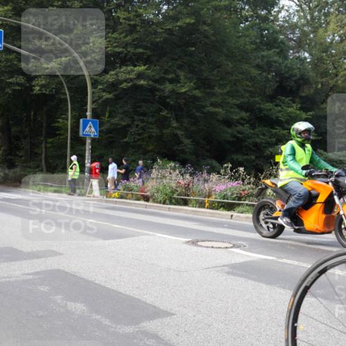 08.09.2024 - Stadtparktriathlon Zöllner http://msf.ph/oto/7046152 08.09.2024 11:59:24 Radfahren 732, 820 meine-sportfotos.de