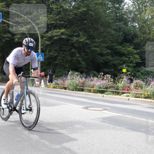 08.09.2024 - Stadtparktriathlon Zöllner http://msf.ph/oto/7046160 08.09.2024 11:59:41 Radfahren 582, 685, 708 meine-sportfotos.de