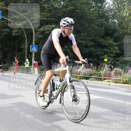 08.09.2024 - Stadtparktriathlon Zöllner http://msf.ph/oto/7046166 08.09.2024 11:59:50 Radfahren 667, 668, 728, 736, 845 meine-sportfotos.de