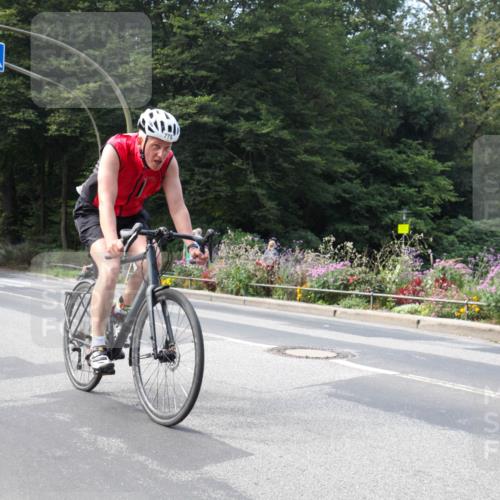08.09.2024 - Stadtparktriathlon Zöllner http://msf.ph/oto/7046201 08.09.2024 12:01:14 Radfahren 665, 778 meine-sportfotos.de