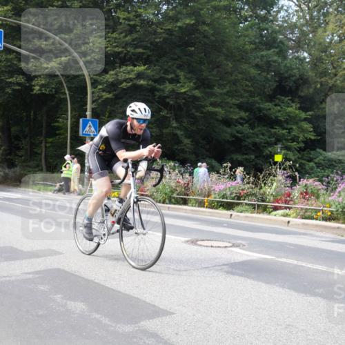 08.09.2024 - Stadtparktriathlon Zöllner http://msf.ph/oto/7046202 08.09.2024 12:01:17 Radfahren 665, 763, 778 meine-sportfotos.de