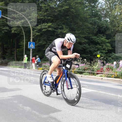 08.09.2024 - Stadtparktriathlon Zöllner http://msf.ph/oto/7046209 08.09.2024 12:01:43 Radfahren 832 meine-sportfotos.de
