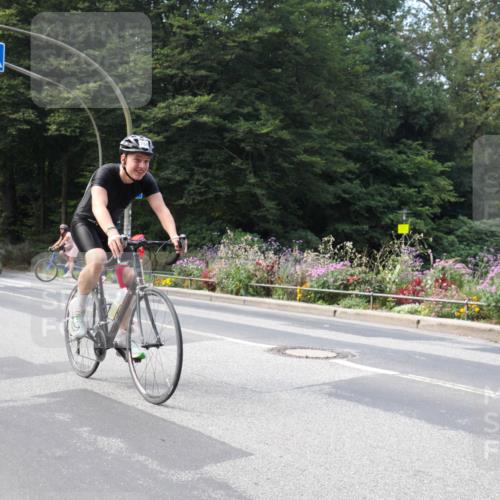 08.09.2024 - Stadtparktriathlon Zöllner http://msf.ph/oto/7046213 08.09.2024 12:01:56 Radfahren 706, 725 meine-sportfotos.de
