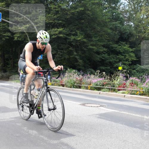 08.09.2024 - Stadtparktriathlon Zöllner http://msf.ph/oto/7046215 08.09.2024 12:02:17 Radfahren 675, 773 meine-sportfotos.de
