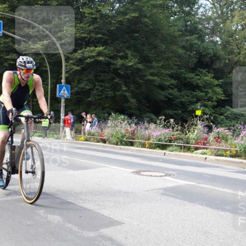 08.09.2024 - Stadtparktriathlon Zöllner http://msf.ph/oto/7046225 08.09.2024 12:02:48 Radfahren 740, 800, 839, 844 meine-sportfotos.de