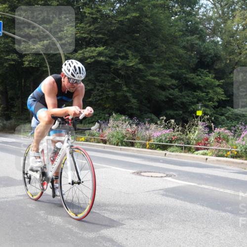 08.09.2024 - Stadtparktriathlon Zöllner http://msf.ph/oto/7046235 08.09.2024 12:03:22 Radfahren 826 meine-sportfotos.de
