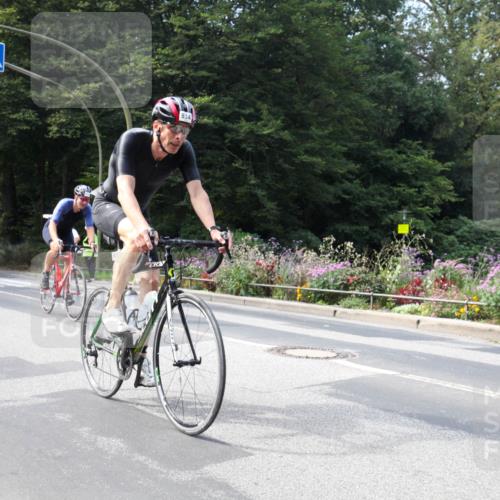 08.09.2024 - Stadtparktriathlon Zöllner http://msf.ph/oto/7046246 08.09.2024 12:04:06 Radfahren 806, 831, 833, 834, 841 meine-sportfotos.de