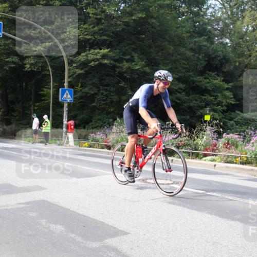 08.09.2024 - Stadtparktriathlon Zöllner http://msf.ph/oto/7046247 08.09.2024 12:04:06 Radfahren 806, 831, 833, 834, 841 meine-sportfotos.de