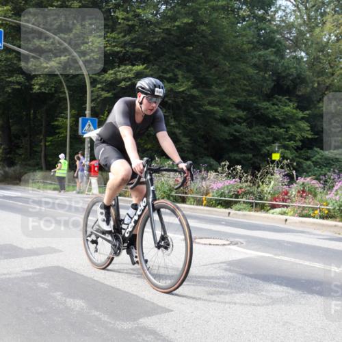08.09.2024 - Stadtparktriathlon Zöllner http://msf.ph/oto/7046275 08.09.2024 12:05:21 Radfahren 696, 704, 746, 747, 768, 805 meine-sportfotos.de