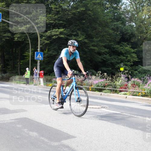08.09.2024 - Stadtparktriathlon Zöllner http://msf.ph/oto/7046279 08.09.2024 12:05:24 Radfahren 696, 746, 747, 749, 798, 805 meine-sportfotos.de