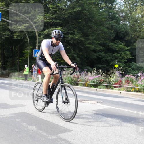 08.09.2024 - Stadtparktriathlon Zöllner http://msf.ph/oto/7046286 08.09.2024 12:05:36 Radfahren 686, 726, 817, 837 meine-sportfotos.de